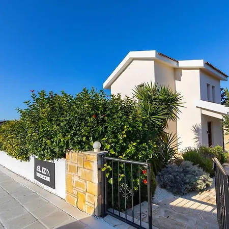 Eliza, Coral Bay Peyia